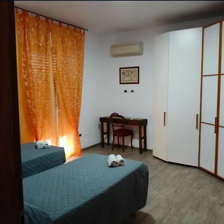 Bombana - Vicino Apartment